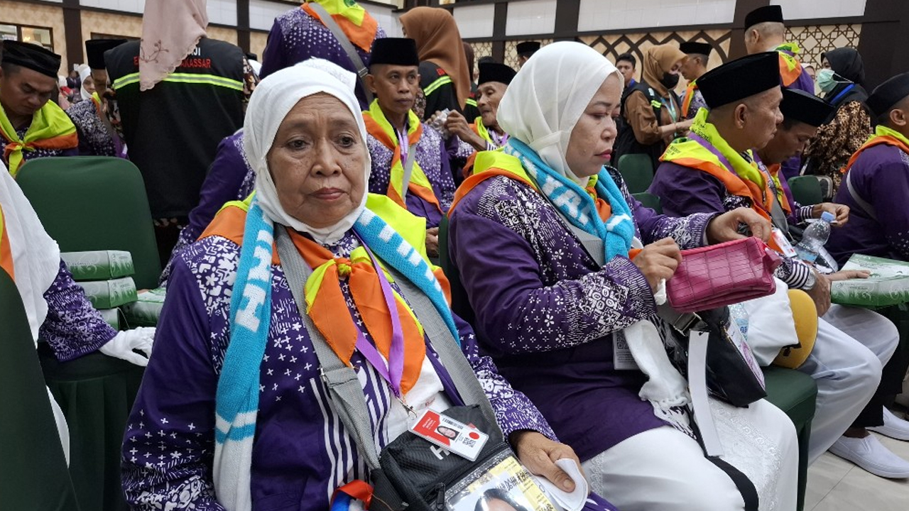 Perjuangan Hasnah Bahar Tabung Uang Hasil Pelihara Bebek untuk Berhaji 1 Perjuangan Hasnah Bahar Tabung Uang Hasil Pelihara Bebek untuk Berhaji