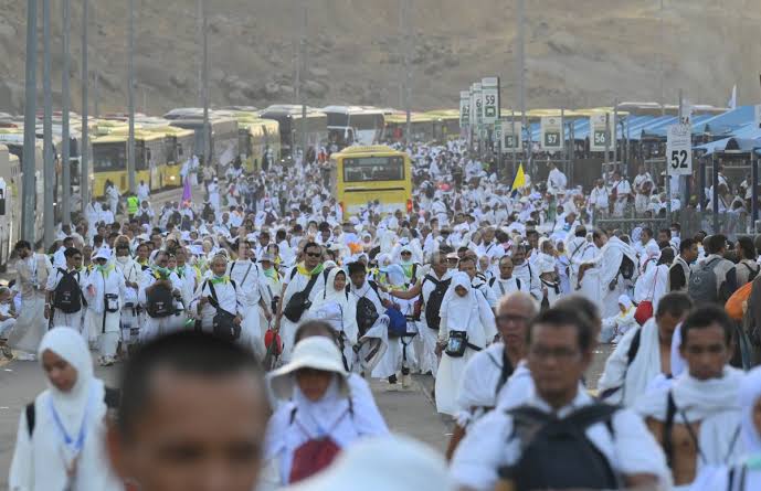 Konflik Timur Tengah Ganggu Kepulangan Jemaah Haji Indonesia: Dua Kloter Tertahan di Jeddah 1 Konflik Timur Tengah Ganggu Kepulangan Jemaah Haji Indonesia: Dua Kloter Tertahan di Jeddah