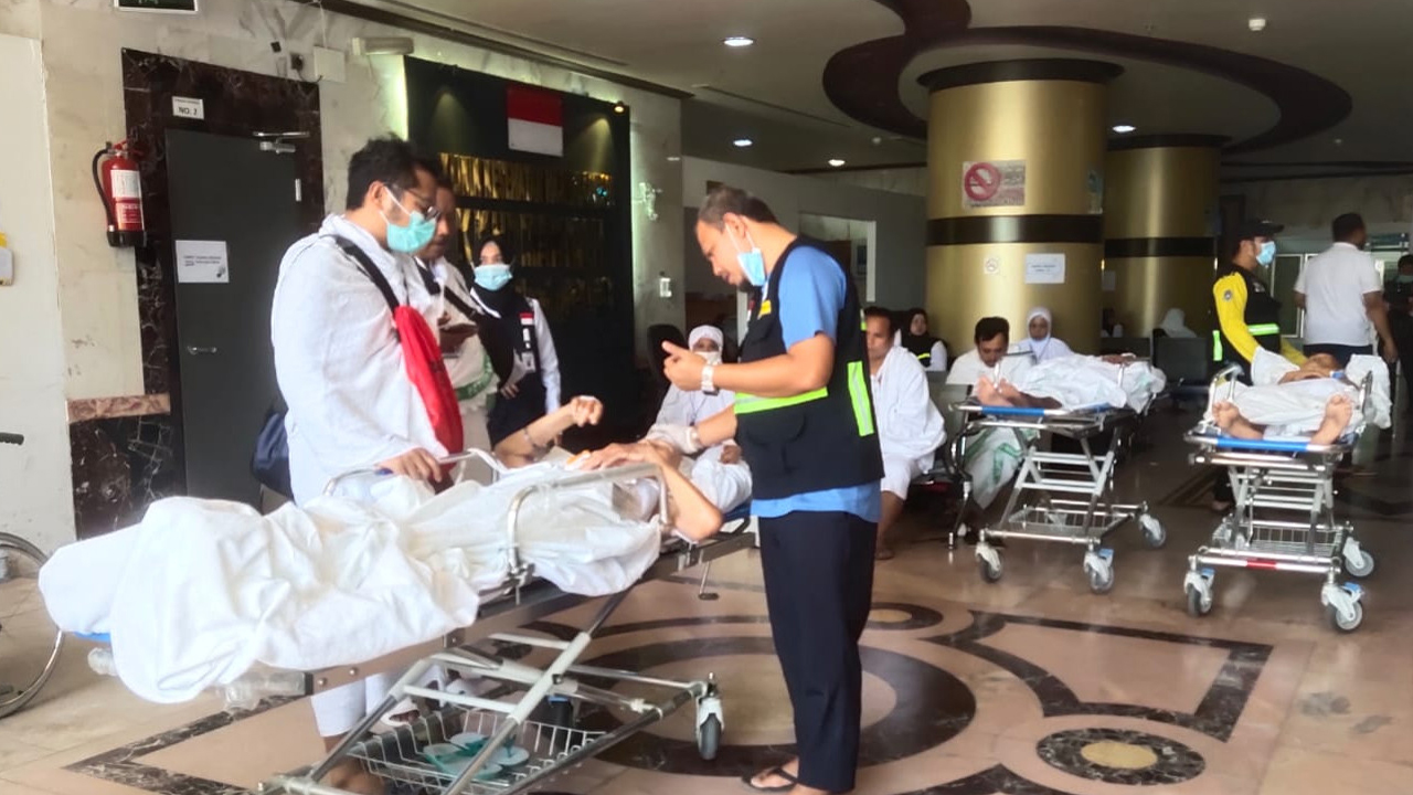 Petugas Haji Evakuasi 69 Jemaah ke Madinah karena Kondisi Kesehatan Memburuk