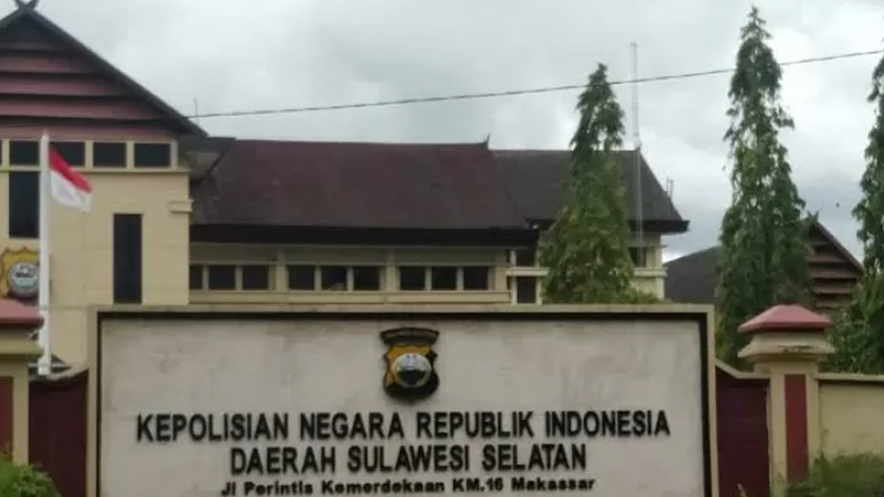 Imbas 23 Jemaah Dideportasi, Travel Haji dan Umrah di Sulsel Dilaporkan ke Polisi 1 Imbas 23 Jemaah Dideportasi, Travel Haji dan Umrah di Sulsel Dilaporkan ke Polisi