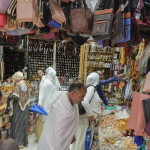 Tips Belanja Murah di Tanah Suci, Bisa Hemat Sampai Ratusan Riyal!