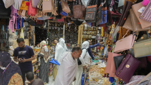 Tips Belanja Murah di Tanah Suci, Bisa Hemat Sampai Ratusan Riyal!