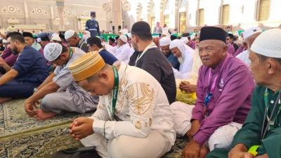 Fenomena Umrah di Tanah Air: Jemaah Kabur, Kasus Penipuan hingga Pro-Kontra Umrah Mandiri 14 Fenomena Umrah di Tanah Air: Jemaah Kabur, Kasus Penipuan hingga Pro-Kontra Umrah Mandiri