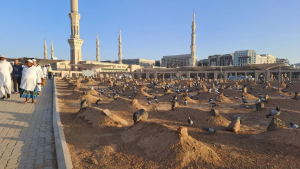 Memahami Pemakaman Jenazah dengan Sistem 'Tumpuk' di Makkah dan Madinah 1 Memahami Pemakaman Jenazah dengan Sistem ‘Tumpuk’ di Makkah dan Madinah