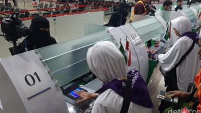 Petugas Imigrasi Arab Saudi Datang Langsung ke Bandara Makassar Bereskan Proses Keimigrasian, Haji 2026 Lebih Cepat