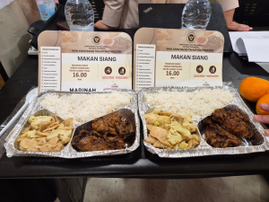 Konsumsi Jamaah Haji Diantar dari Dapur ke Hotel Tetap Hangat, Citarasa Nusantara