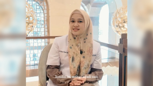 Dokter pembimbing haji khusus Tazkiyah Tour, dr. A. Besse Hanan Marfu’ah