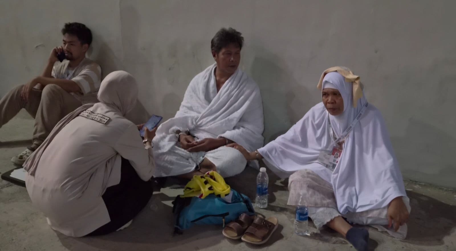 Kemenhaj Siapkan Tim Mobile Crisis Rescue di Kawasan Jamarat, Evakuasi Jemaah yang Kelelahan dan Sakit 1 Kemenhaj Siapkan Tim Mobile Crisis Rescue di Kawasan Jamarat, Evakuasi Jemaah yang Kelelahan dan Sakit
