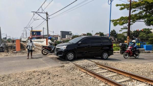 Empat Orang Rombongan Pengantar Calon Haji Meninggal Dunia, Akibat Mobil Tertabrak Kereta Argo Bromo