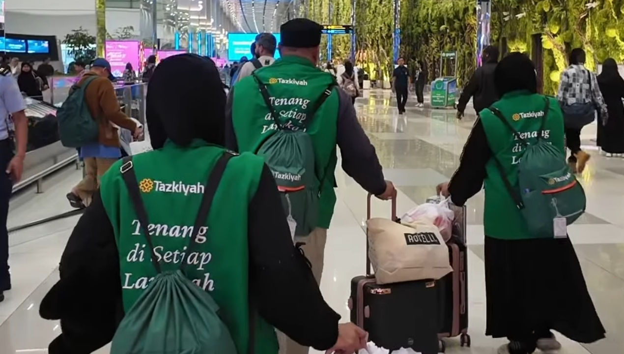 Pulang Dalam Kondisi Prima, Jemaah Haji Khusus Tazkiyah Tour Tiba di Tanah Air 1 Pulang Dalam Kondisi Prima, Jemaah Haji Khusus Tazkiyah Tour Tiba di Tanah Air