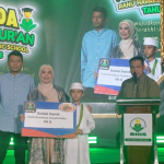 Ramli Rahim Beri Kejutan Hadiah Umrah untuk Siswanya yang Hafal 30 Juz