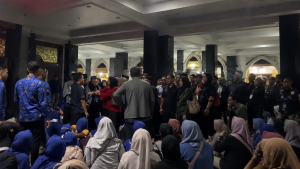 Ratusan Calon Jemaah Umrah di Jombang Gagal Berangkat, Dua Perwakilan Travel Diamankan Polisi