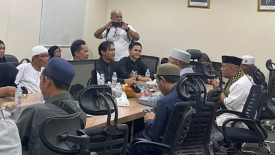 Syakira Tour Tak Cuma Telantarkan Jemaah di Jeddah, Ratusan Calon Jemaah yang Sudah Setor Miliaran Juga Gagal Berangkat