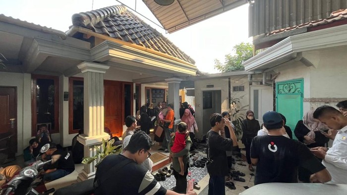 Pernah Salahkan Jemaah, Owner Annisa Ahmada Kini Menghilang Setelah 1.100 Orang Minta Refund 1 Pernah Salahkan Jemaah, Owner Annisa Ahmada Kini Menghilang Setelah 1.100 Orang Minta Refund