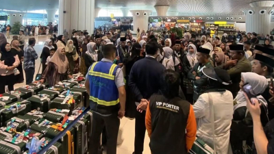 Penerbangan Langsung Makassar-Riyadh Ditutup, Puluhan Jemaah Umrah Batal Berangkat